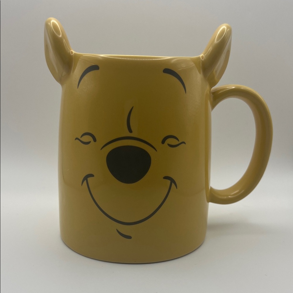 Hallmark Winnie the Pooh  Disney Character Mug